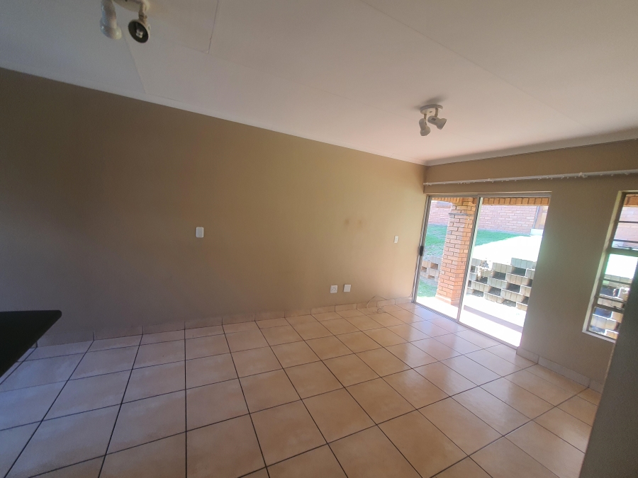 To Let 2 Bedroom Property for Rent in Albemarle Gauteng