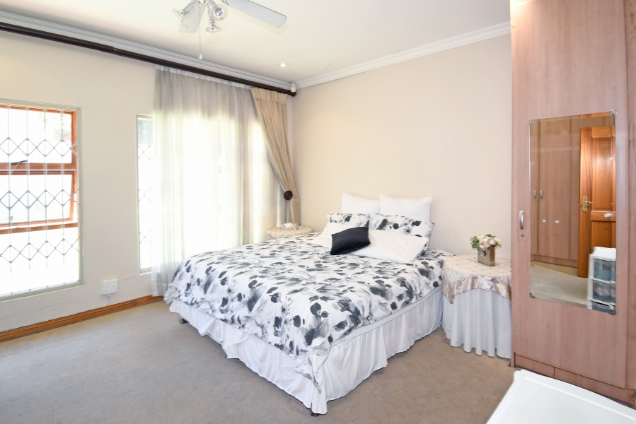 4 Bedroom Property for Sale in Fairmount Gauteng