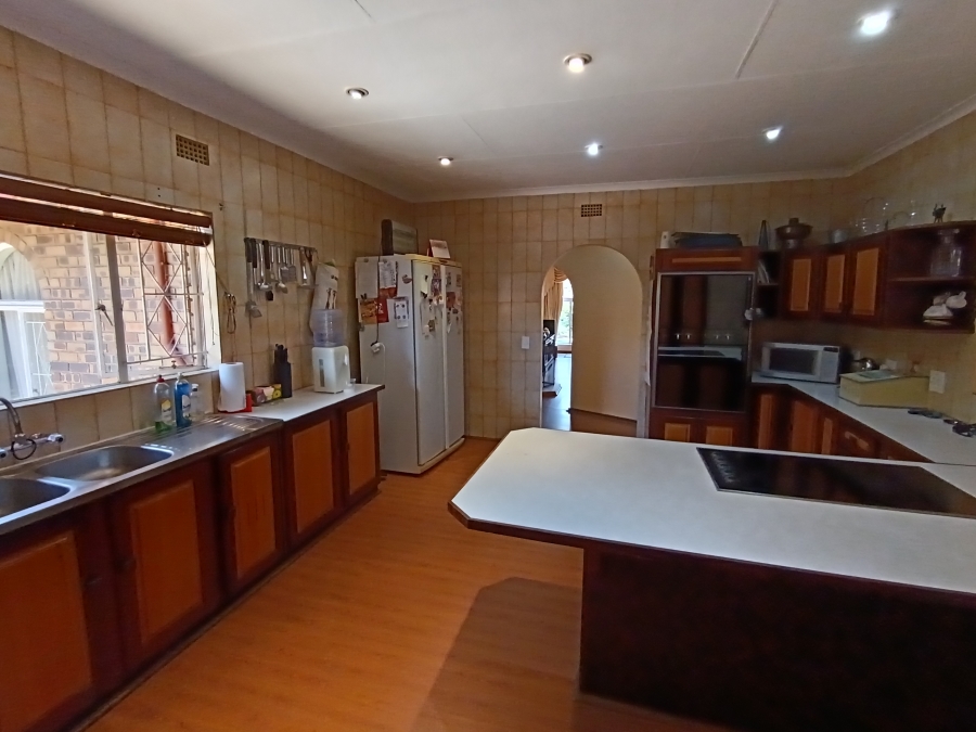 4 Bedroom Property for Sale in Edleen Gauteng