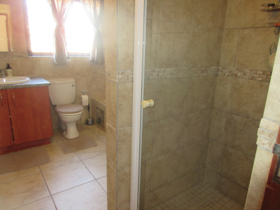 3 Bedroom Property for Sale in Country View Gauteng