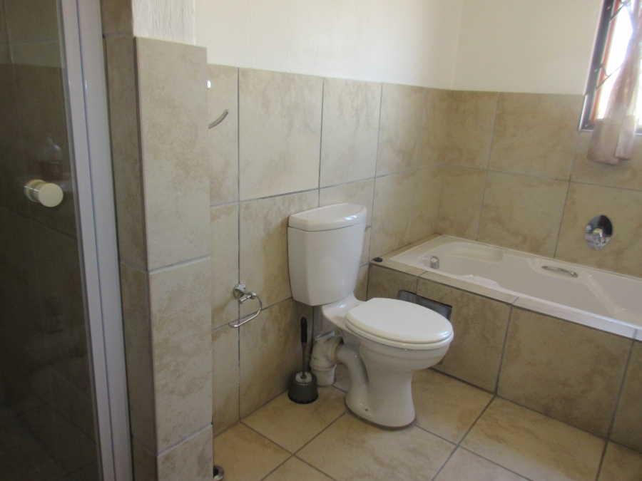 3 Bedroom Property for Sale in Country View Gauteng