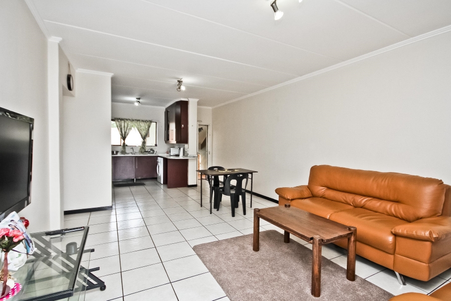 2 Bedroom Property for Sale in Paulshof Gauteng