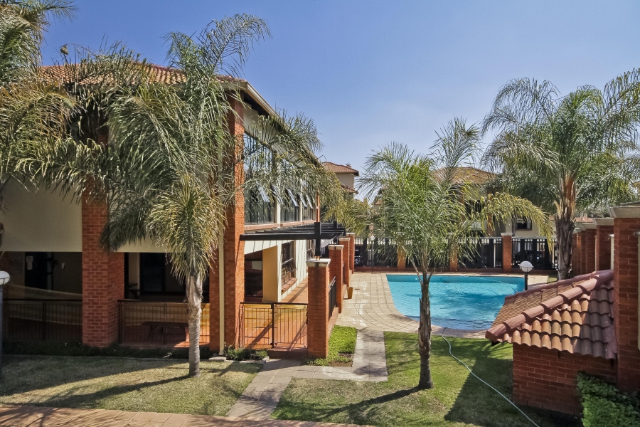 2 Bedroom Property for Sale in Paulshof Gauteng