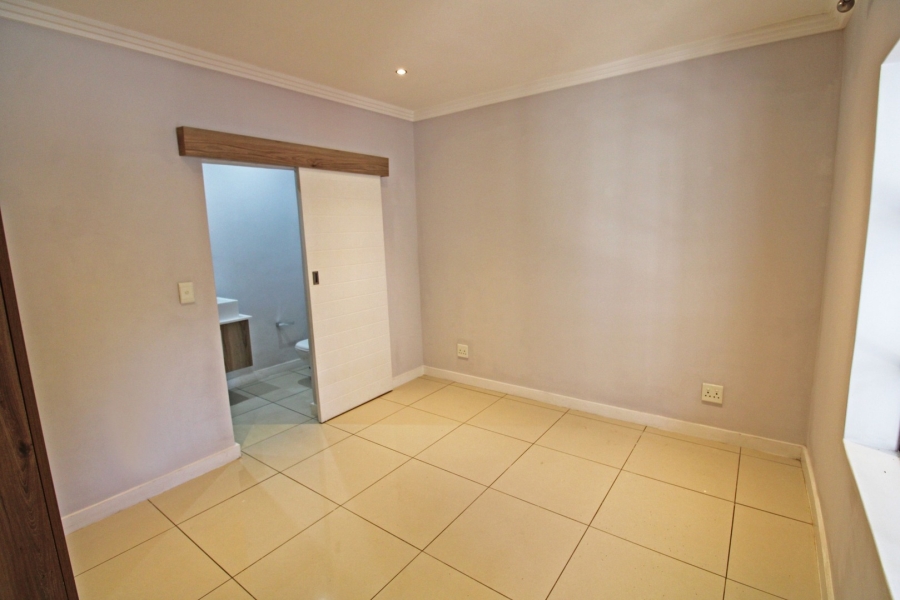 2 Bedroom Property for Sale in Bryanston Gauteng