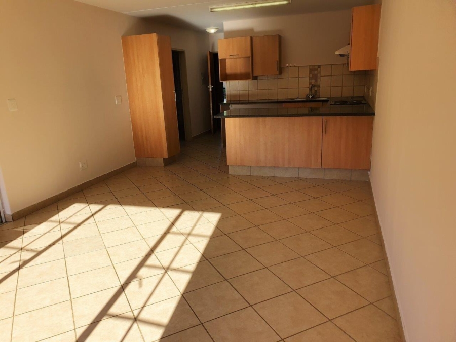 To Let 2 Bedroom Property for Rent in Olympus AH Gauteng