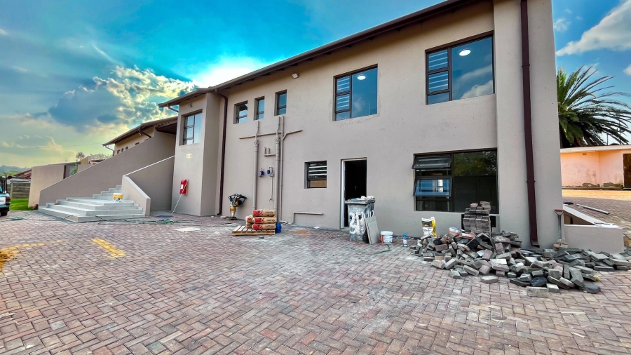 To Let 2 Bedroom Property for Rent in Kew Gauteng