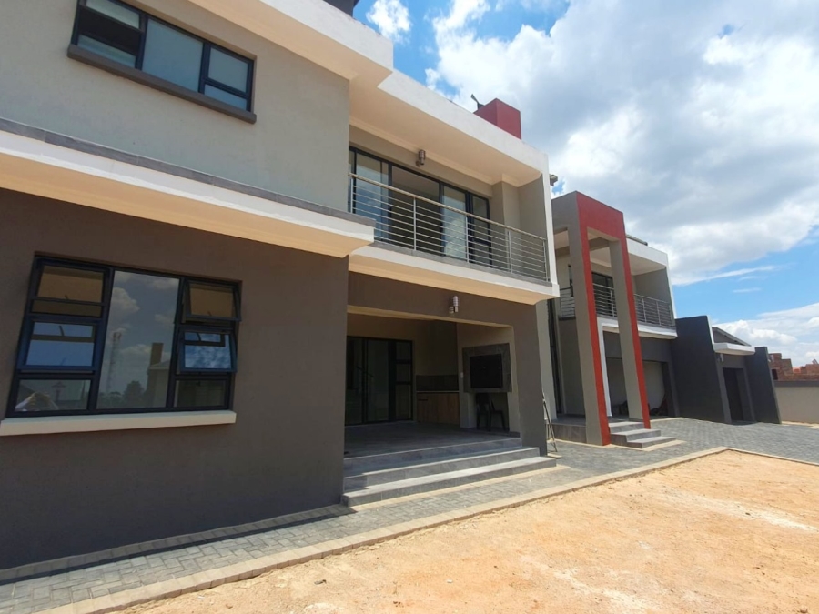 4 Bedroom Property for Sale in Montana Gauteng