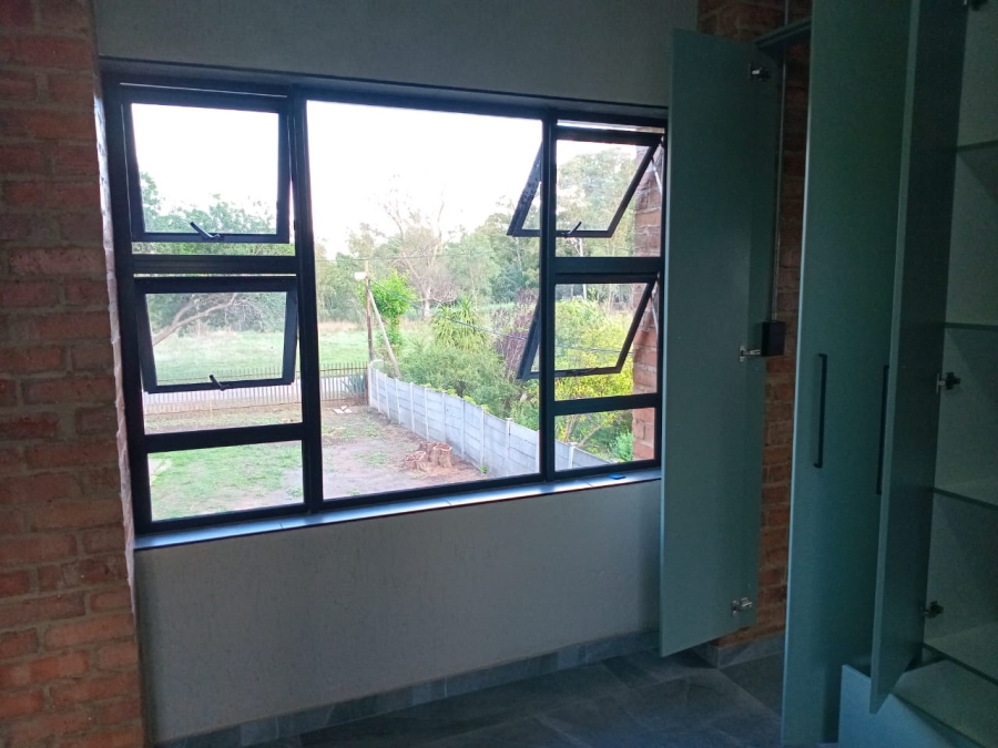 To Let 1 Bedroom Property for Rent in Peacehaven Gauteng