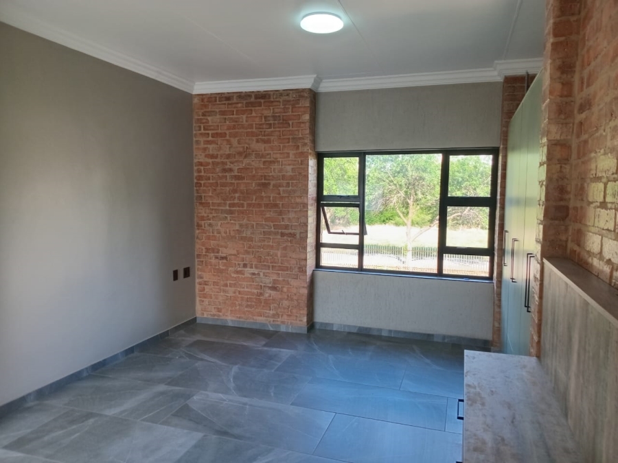 To Let 1 Bedroom Property for Rent in Peacehaven Gauteng