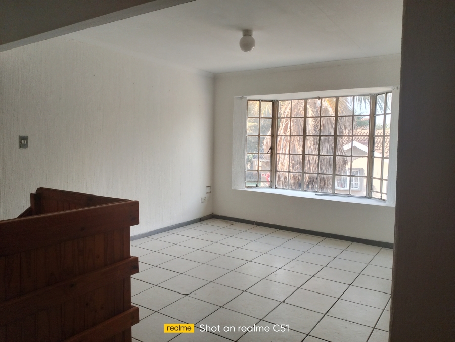 1 Bedroom Property for Sale in  Dalpark Ext 11 Gauteng