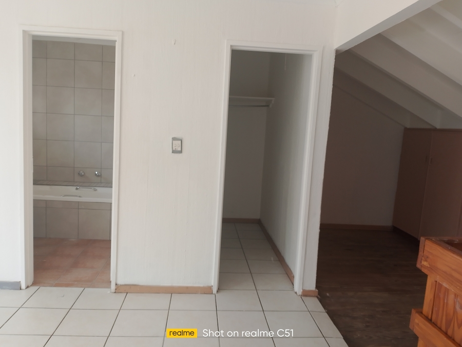 1 Bedroom Property for Sale in  Dalpark Ext 11 Gauteng