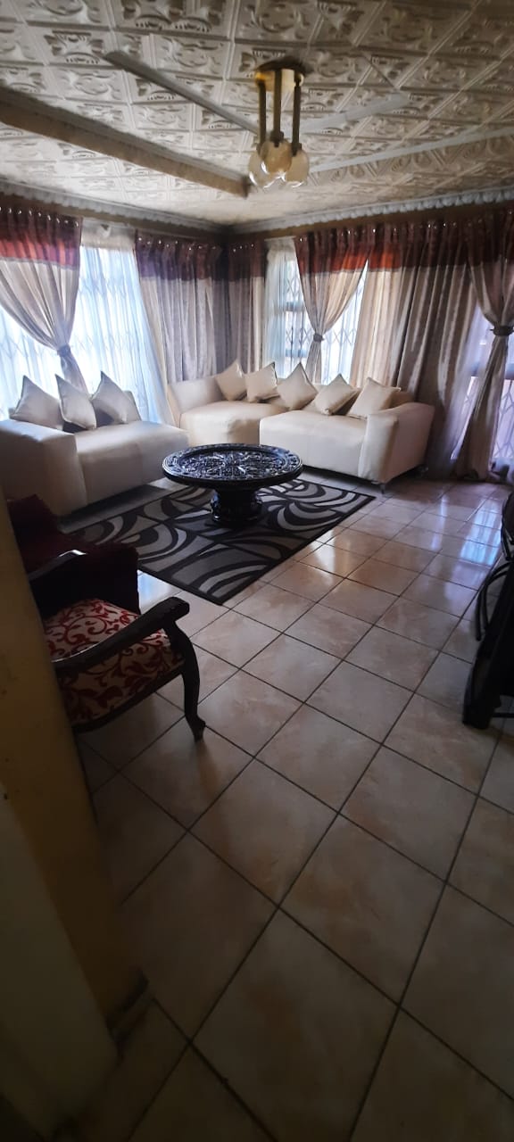 4 Bedroom Property for Sale in Crystal Park Gauteng