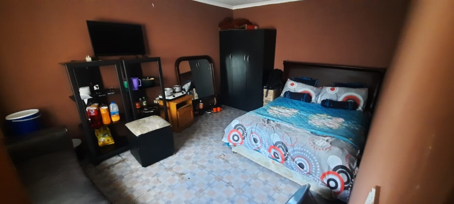 4 Bedroom Property for Sale in Crystal Park Gauteng