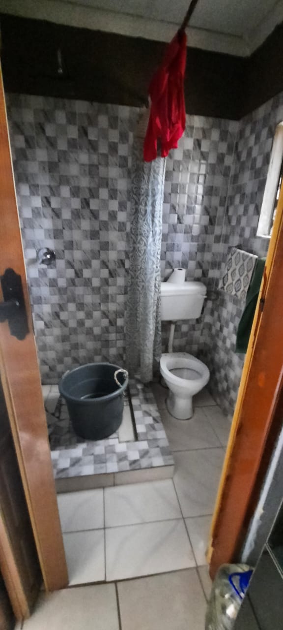 4 Bedroom Property for Sale in Crystal Park Gauteng