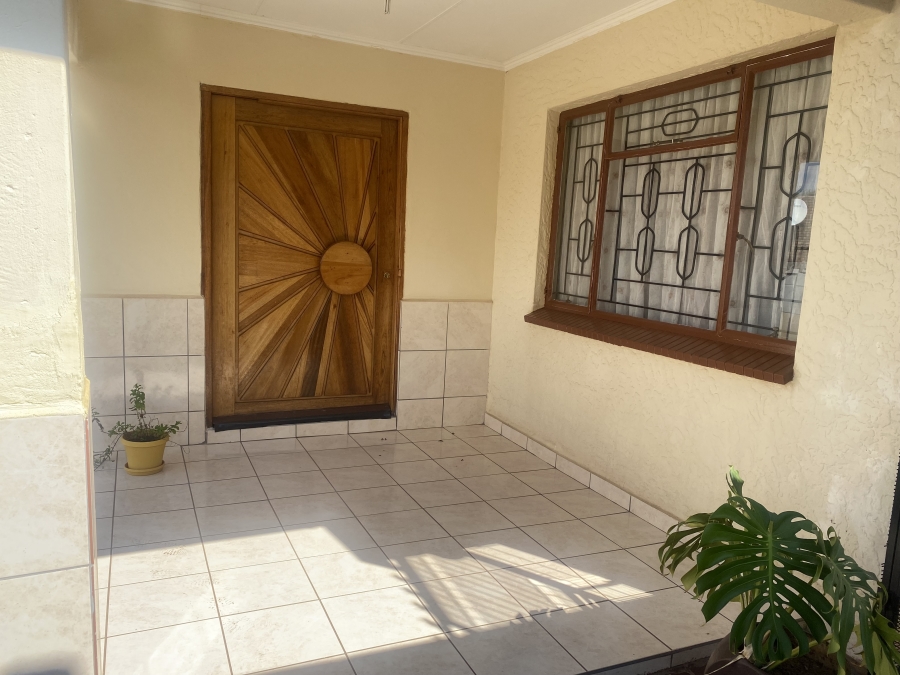 To Let 3 Bedroom Property for Rent in Mamelodi East Gauteng