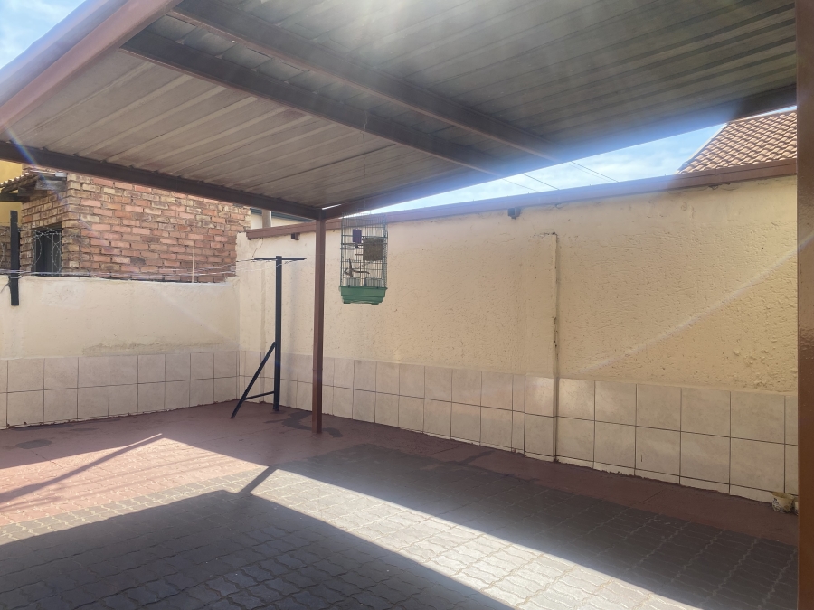 To Let 3 Bedroom Property for Rent in Mamelodi East Gauteng