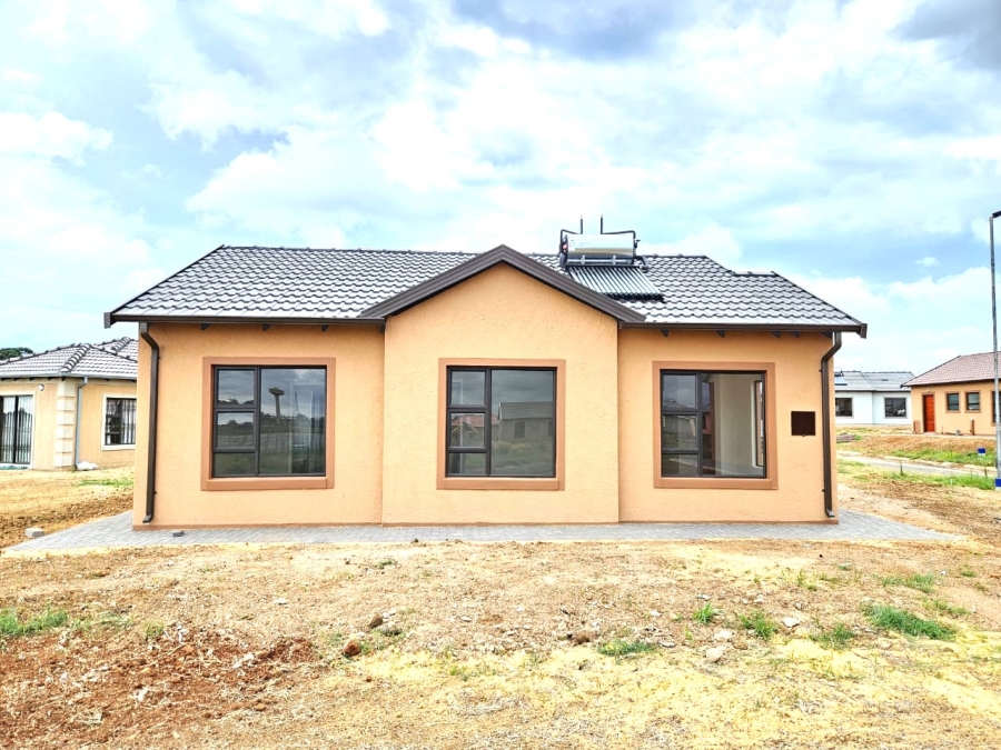 3 Bedroom Property for Sale in Windmill Park Gauteng