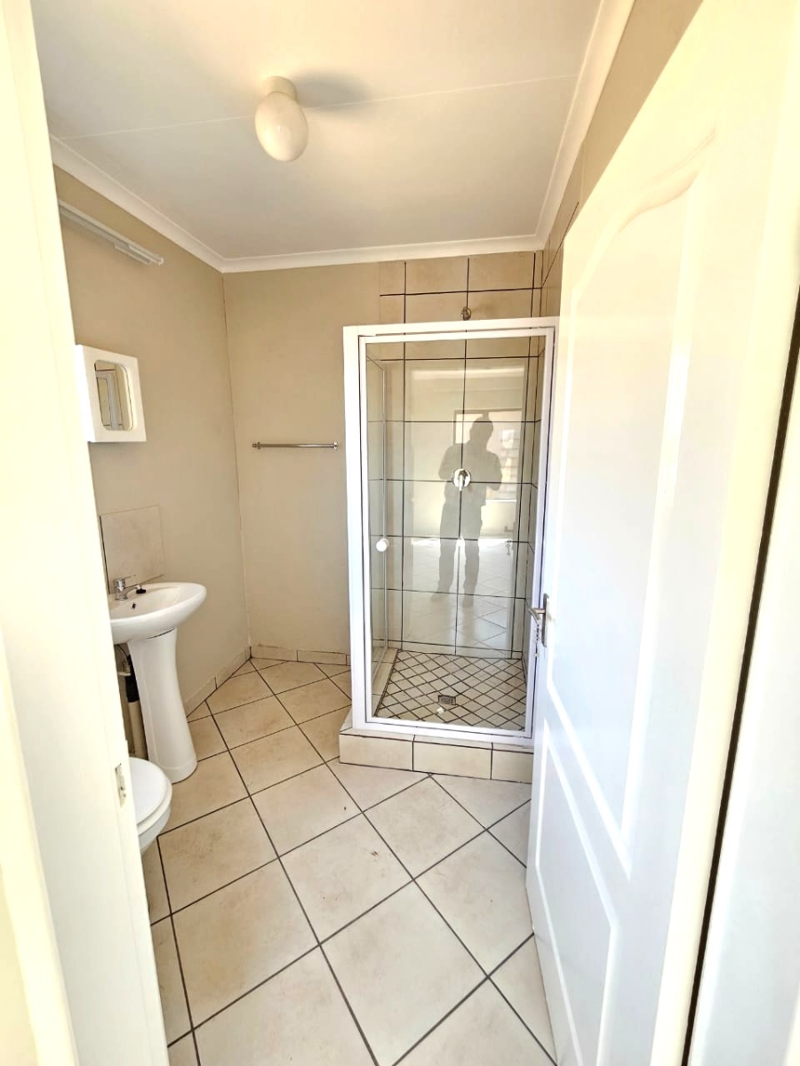 3 Bedroom Property for Sale in Windmill Park Gauteng