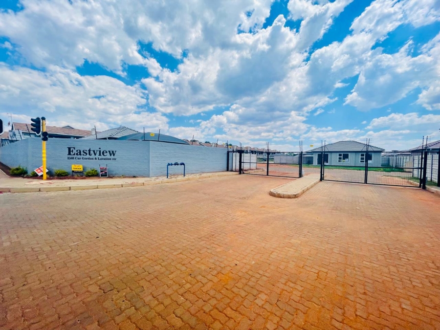 2 Bedroom Property for Sale in Tsakane Ext 12 Gauteng