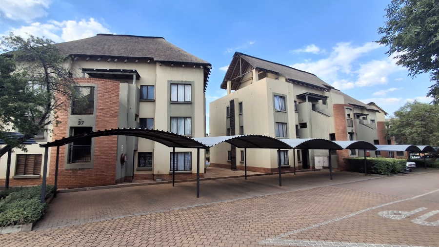 2 Bedroom Property for Sale in Montana Tuine Gauteng