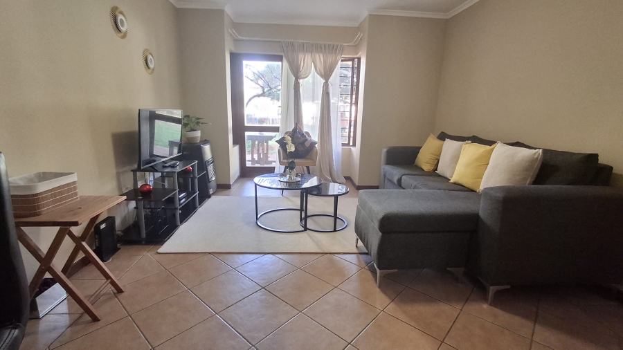 2 Bedroom Property for Sale in Montana Tuine Gauteng