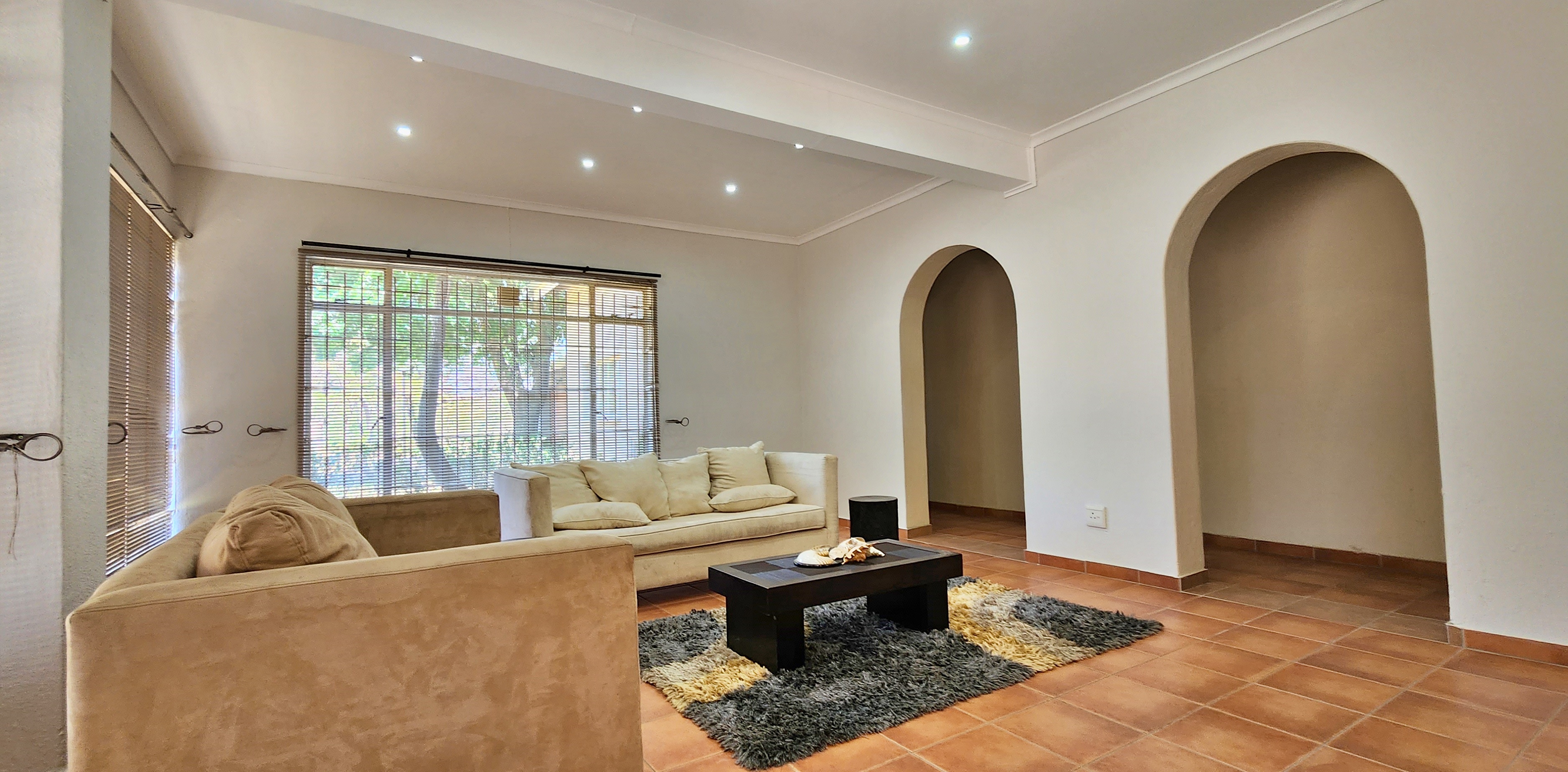 9 Bedroom Property for Sale in Blue Hills AH Gauteng