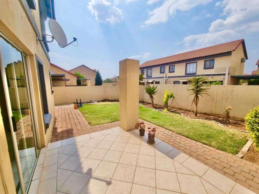 3 Bedroom Property for Sale in Annlin Gauteng