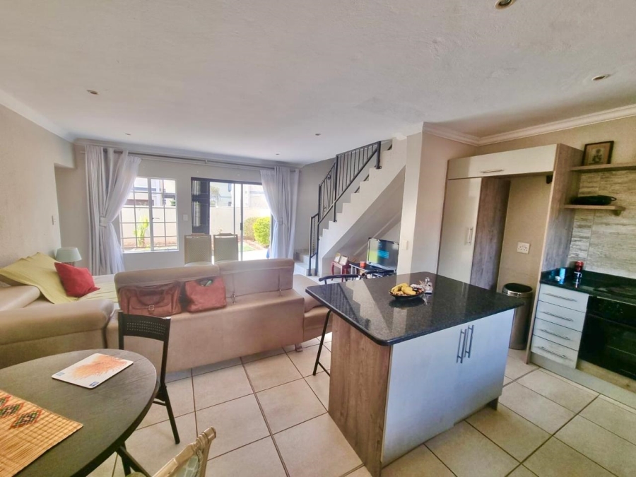 3 Bedroom Property for Sale in Annlin Gauteng