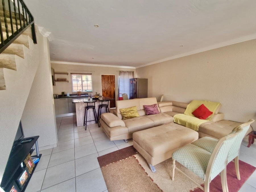 3 Bedroom Property for Sale in Annlin Gauteng