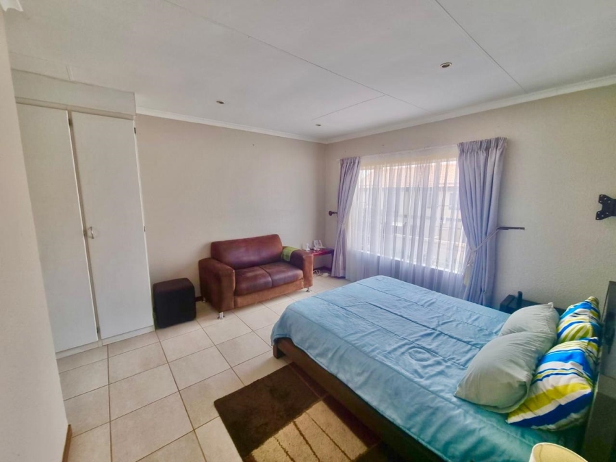 3 Bedroom Property for Sale in Annlin Gauteng