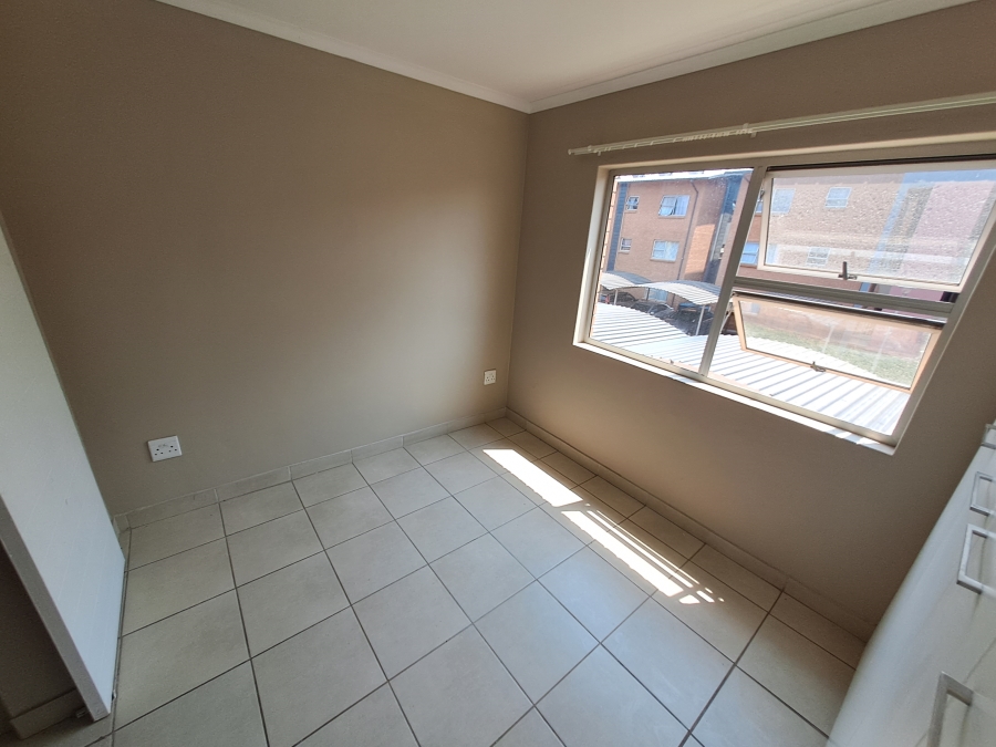 To Let 2 Bedroom Property for Rent in Montana Gauteng