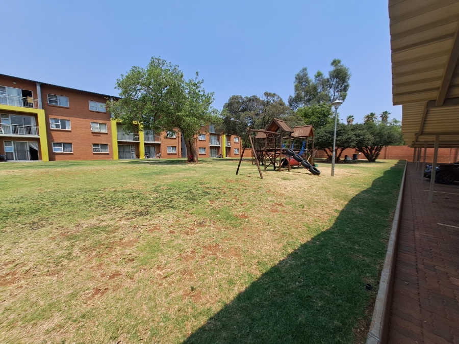 To Let 2 Bedroom Property for Rent in Montana Gauteng