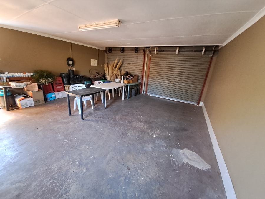 2 Bedroom Property for Sale in Annlin Gauteng