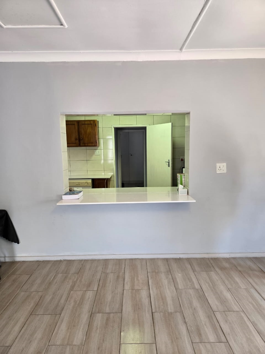 To Let 2 Bedroom Property for Rent in Morningside Gauteng