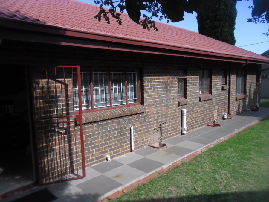 3 Bedroom Property for Sale in Groblerpark Gauteng