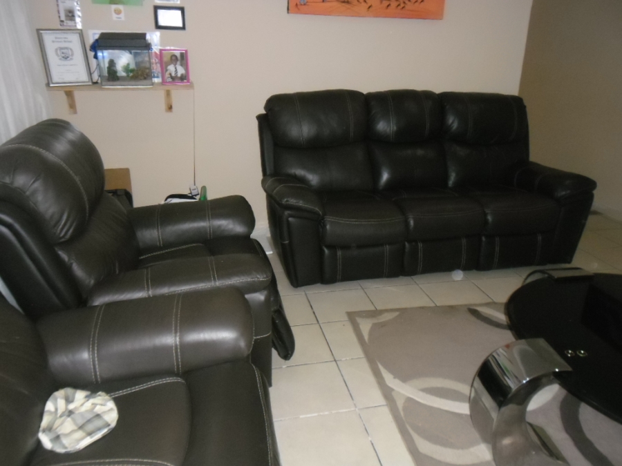 3 Bedroom Property for Sale in Groblerpark Gauteng