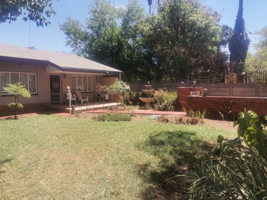 4 Bedroom Property for Sale in Booysens Gauteng