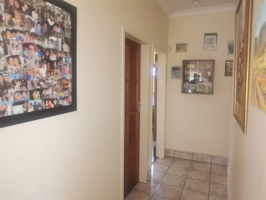 4 Bedroom Property for Sale in Booysens Gauteng