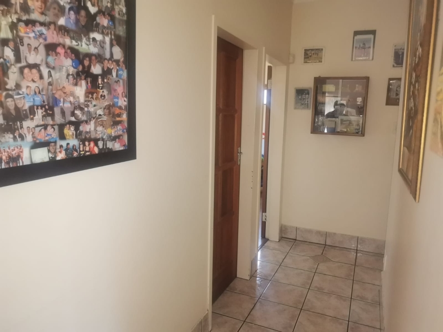 4 Bedroom Property for Sale in Booysens Gauteng