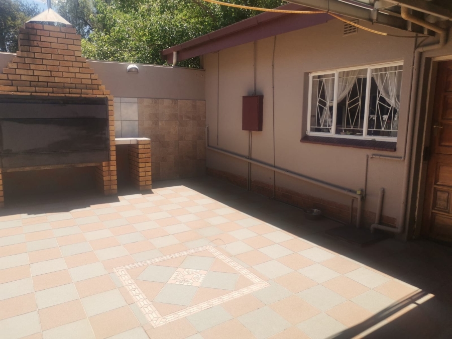 4 Bedroom Property for Sale in Booysens Gauteng