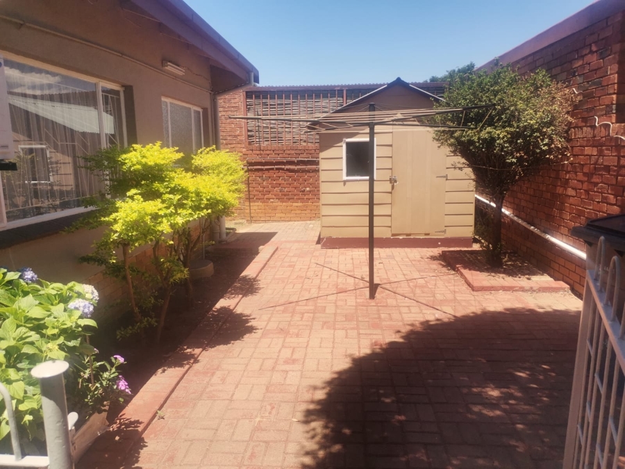 4 Bedroom Property for Sale in Booysens Gauteng