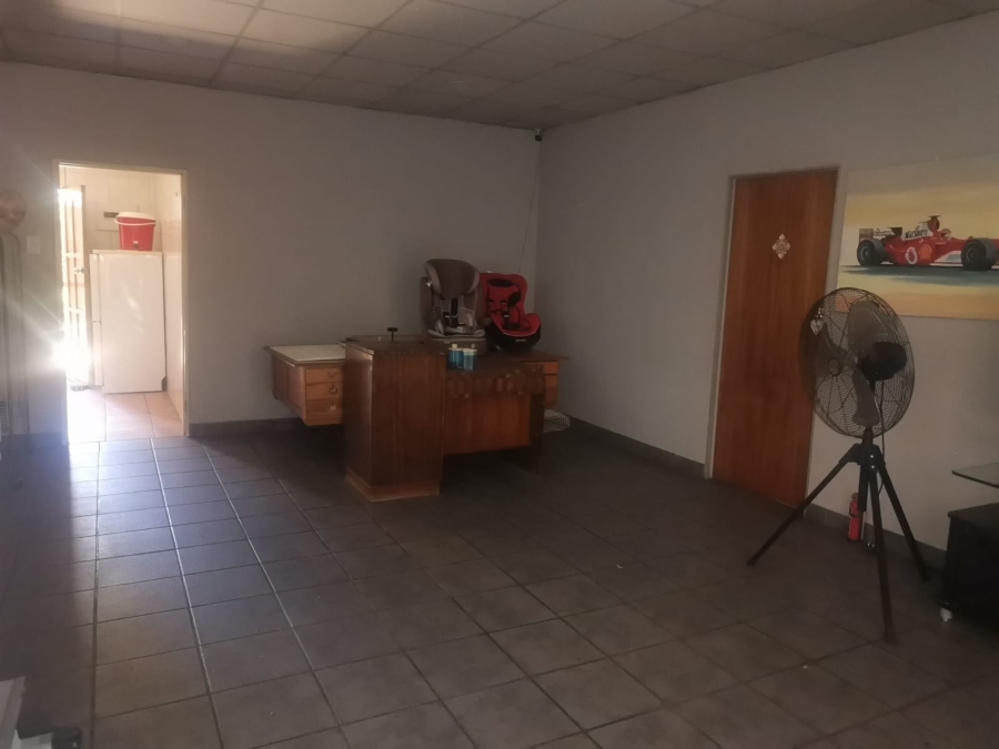 4 Bedroom Property for Sale in Booysens Gauteng