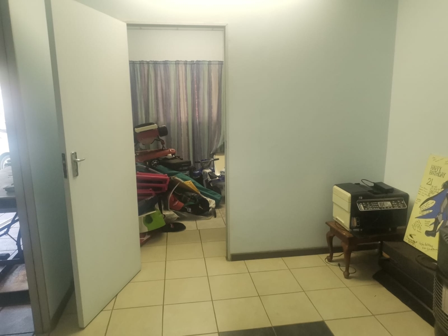 4 Bedroom Property for Sale in Booysens Gauteng