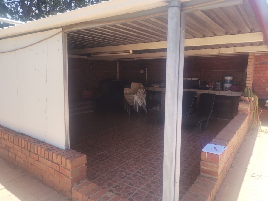 4 Bedroom Property for Sale in Booysens Gauteng