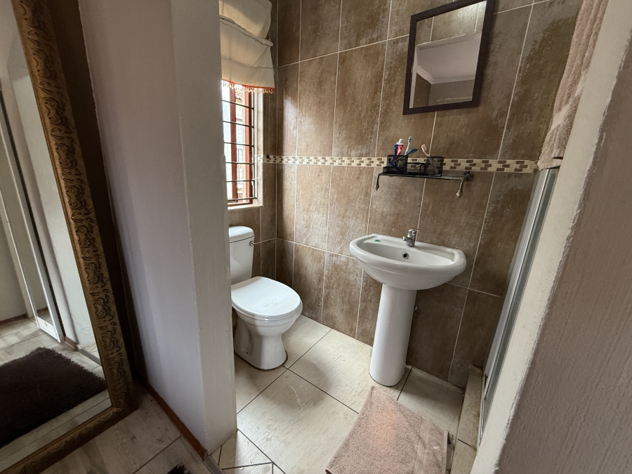 To Let 2 Bedroom Property for Rent in Willowbrook Gauteng