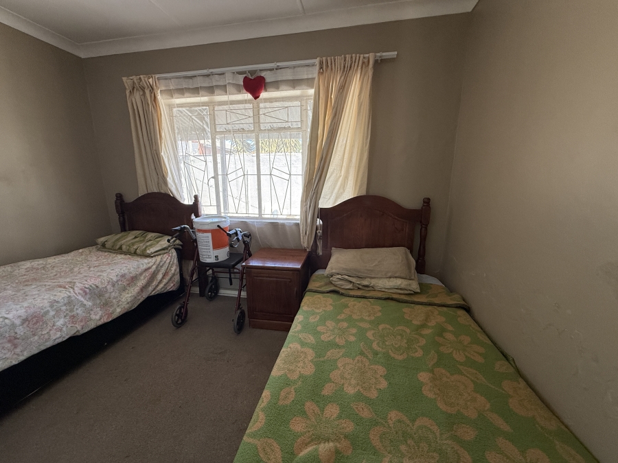 2 Bedroom Property for Sale in Newlands Gauteng