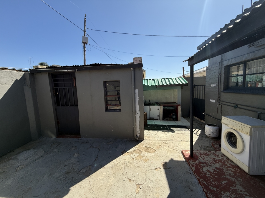 2 Bedroom Property for Sale in Newlands Gauteng