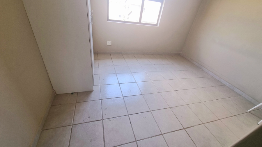 3 Bedroom Property for Sale in Noordwyk Gauteng