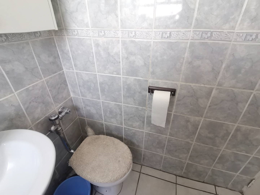 2 Bedroom Property for Sale in Berea Gauteng