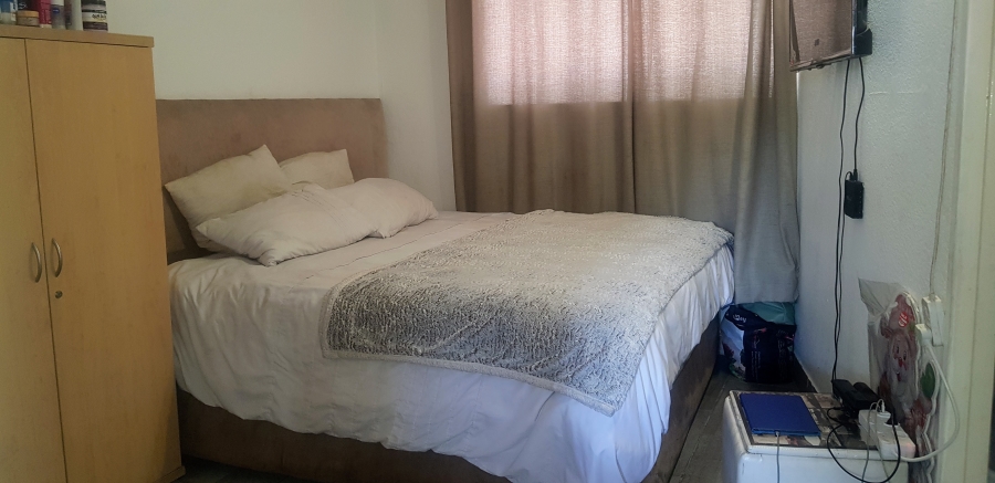 1 Bedroom Property for Sale in Montgomery Park Gauteng